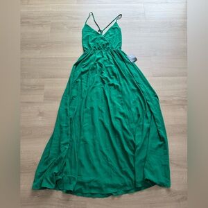 NWT Lulu's Emerald Green Maxi Dress with Tie Strap Back